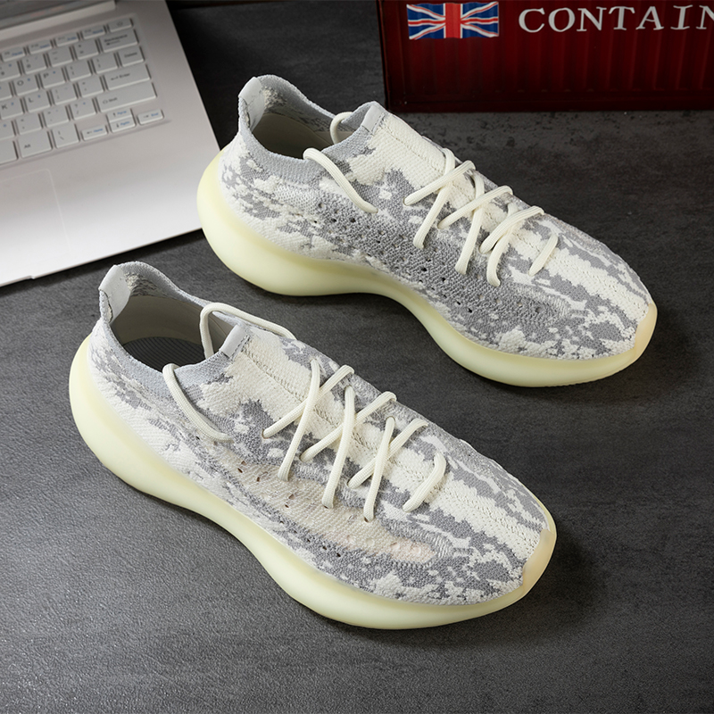 Men's and women's shoes, coupl - đánh giá và giá Men'S Shoes Yeezy